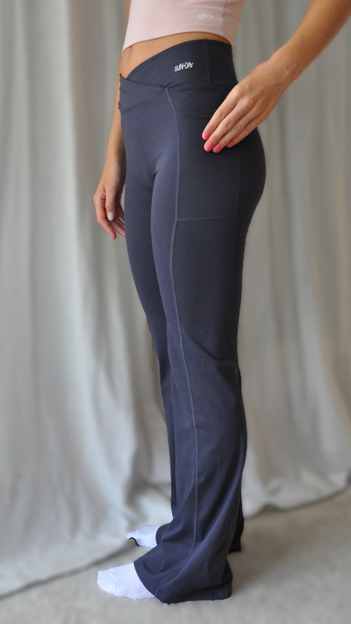 V-shape Flare Tights